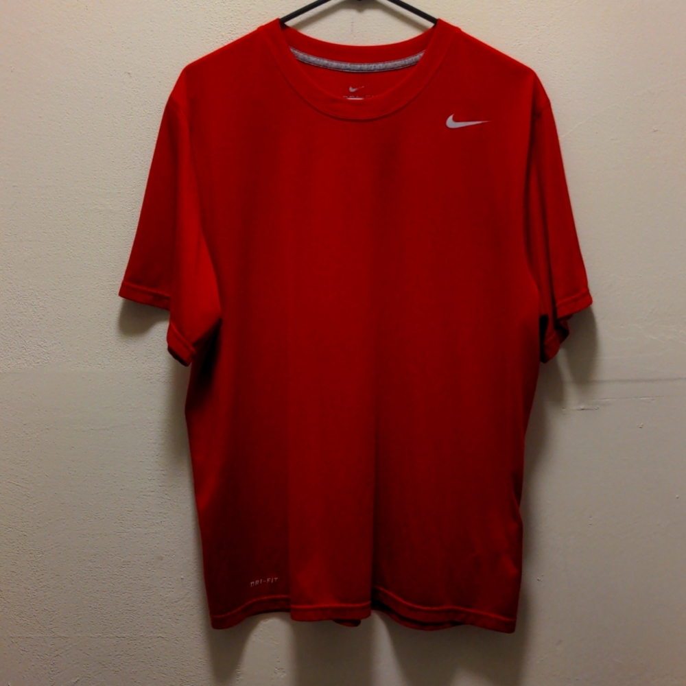 Nike DRI-FIT Men's T-shirt